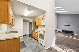 5502 220th St SW, Mountlake Terrace, WA 98043 - Photo 7