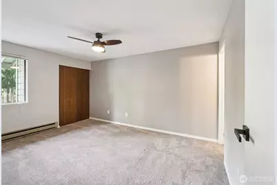 5502 220th Street SW #D201, Mountlake Terrace, WA 98043 - Photo 9