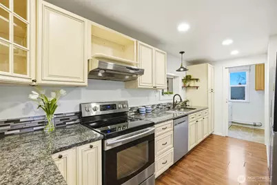 1809 21st Street, Everett, WA 98201 - Photo 5