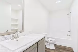 401 2nd St SW, Rock Island, WA 98850 - Photo 9