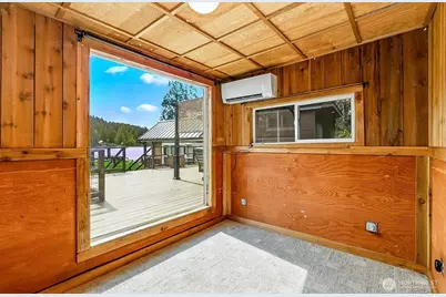 1103 SW Roesiger Rd, Snohomish, WA 98290 - Photo 15