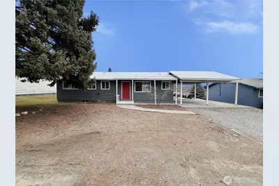 728 Sunrise Drive, Omak, WA 98841 - Photo 1