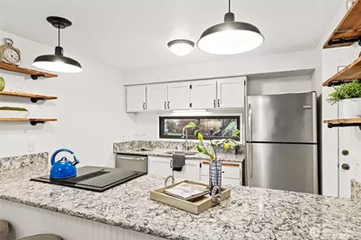 21658 14th Avenue S #A12, Des Moines, WA 98198 - Photo 13