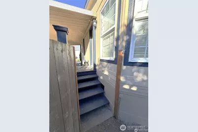 525 Grand Fir Drive, Enumclaw, WA 98022 - Photo 7