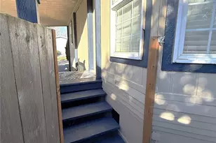 525 Grand Fir Dr, Enumclaw, WA 98022 - Photo 7