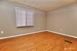 2424 S 260th St, Kent, WA 98032 - Photo 19