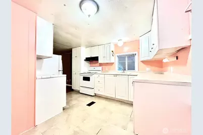2424 S 260th Street #45, Kent, WA 98032 - Photo 27