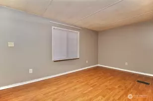 2424 S 260th St, Kent, WA 98032 - Photo 17