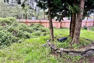 2424 S 260th St, Kent, WA 98032 - Photo 5