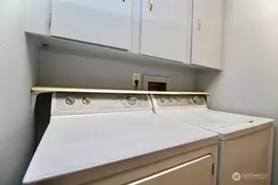 2424 S 260th St, Kent, WA 98032 - Photo 37