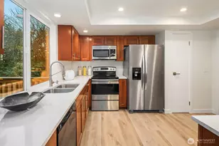 17014 NE 28th Pl, Bellevue, WA 98008 - Photo 13