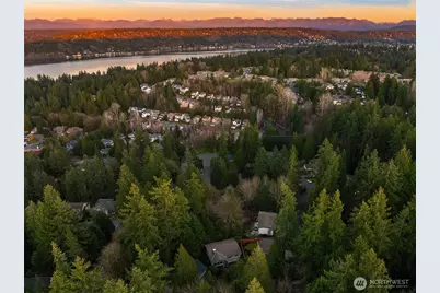 17014 NE 28th Place, Bellevue, WA 98008 - Photo 37