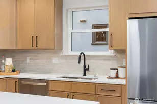 2314 46th Ave SW, Seattle, WA 98116 - Photo 7