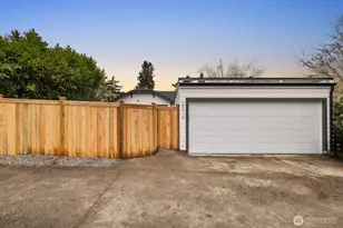 2314 46th Ave SW, Seattle, WA 98116 - Photo 37