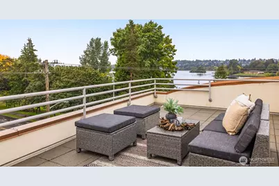 7700 E Green Lake Drive N #D13, Seattle, WA 98103 - Photo 13