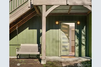 11022 Palisades Avenue SW, Vashon, WA 98070 - Photo 17