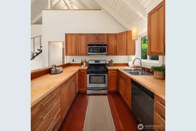 11022 Palisades Avenue SW, Vashon, WA 98070 - Photo 7