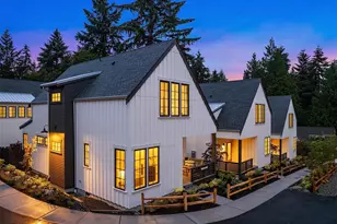 2218 NE 125th St, Seattle, WA 98125 - Photo 3