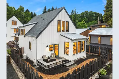 2218 NE 125th Street, Seattle, WA 98125 - Photo 5