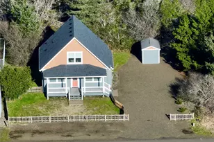 934 Wawona Ave SE, Ocean Shores, WA 98569 - Photo 1