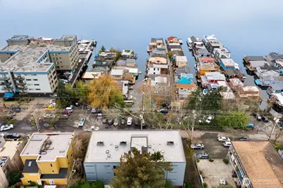 2328 Fairview Avenue E #201, Seattle, WA 98102 - Photo 27