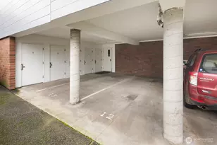 2328 Fairview Ave E, Seattle, WA 98102 - Photo 17