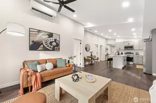 11828 Cove Road SW, Vashon, WA 98070 - Photo 7