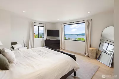 11062 Auburn Avenue S, Seattle, WA 98178 - Photo 13