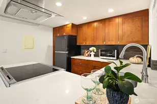 9919 NE 144th Ln, Kirkland, WA 98034 - Photo 15