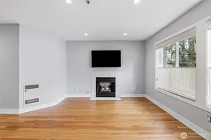 16225 Northup Way, Bellevue, WA 98008 - Photo 9