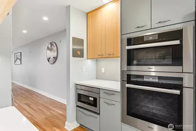 16225 Northup Way #A201, Bellevue, WA 98008 - Photo 19