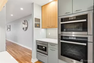 16225 Northup Way, Bellevue, WA 98008 - Photo 19