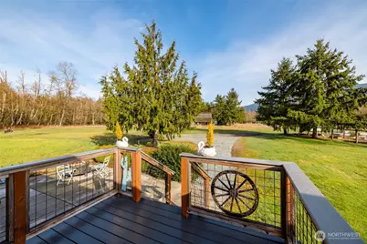 22398 Grip Road, Sedro Woolley, WA 98284 - Photo 19