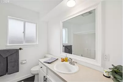 415 NE 99th Street, Vancouver, WA 98665 - Photo 15