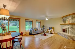 12454 Gwen Dr, Burlington, WA 98233 - Photo 9