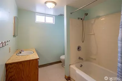 113 E 6th St, Lind, WA 99341 - Photo 19