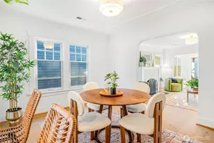 1424 N 53rd St, Seattle, WA 98103 - Photo 7