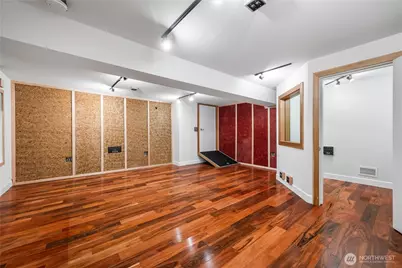 1424 N 53rd Street, Seattle, WA 98103 - Photo 29