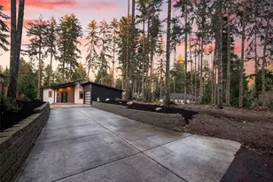 31 E Westwood Ln E, Union, WA 98592 - Photo 3