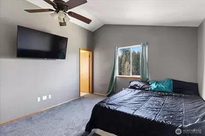 8412 74th Drive NE, Marysville, WA 98270 - Photo 15