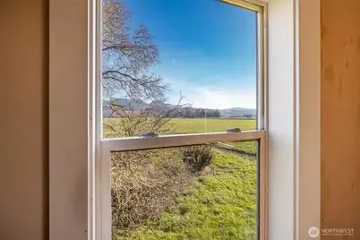 19653 Cedardale Road, Mount Vernon, WA 98274 - Photo 15