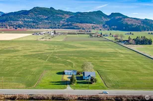 19653 Cedardale Rd, Mount Vernon, WA 98274 - Photo 3