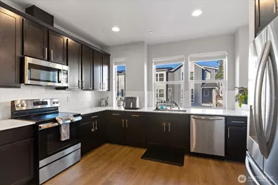 13717 Admiralty Way #G4, Lynnwood, WA 98087 - Photo 9