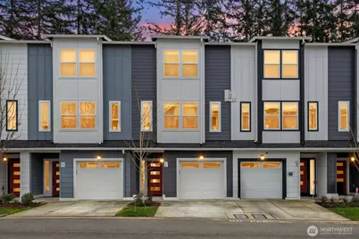 13717 Admiralty Way #G4, Lynnwood, WA 98087 - Photo 1