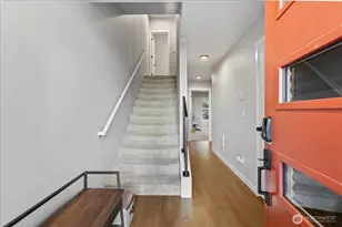 13717 Admiralty Way, Lynnwood, WA 98087 - Photo 3