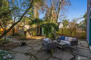 2540 1st Ave W, Seattle, WA 98119 - Photo 35