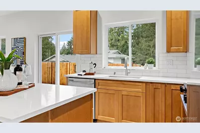 21855 Wavecrest Avenue NE, Poulsbo, WA 98370 - Photo 9