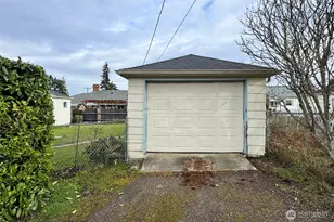 311 S Jones St, Port Angeles, WA 98362 - Photo 33