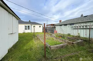 311 S Jones St, Port Angeles, WA 98362 - Photo 31