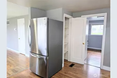 1740 SE 6th Street, Oak Harbor, WA 98277 - Photo 13